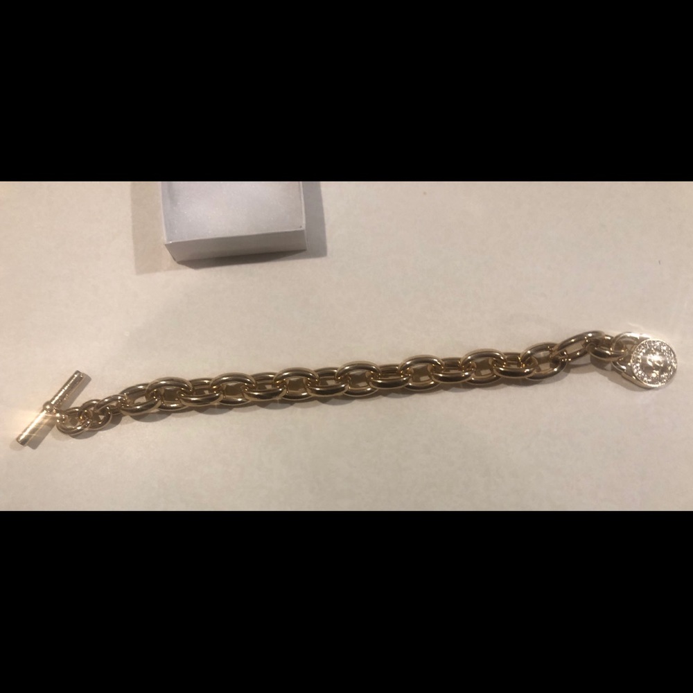 chunky pave Crystal LOGO charm chain link BRACELET NWOT - Picture 3 of 3
